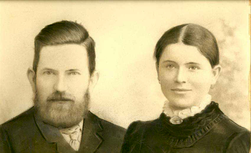 Photo of photos/William and Mary Ann Garrett (Nicholson) c1875 portrait